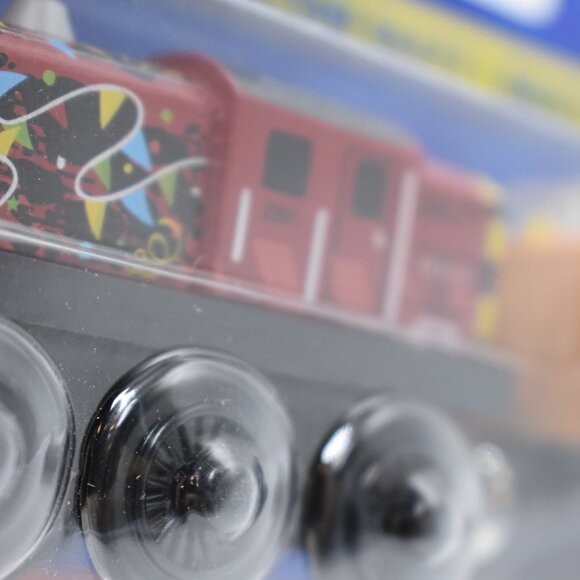 Celebration Salty & Confetti Car Sodor Party Thomas & Friends Wooden Railway New - Picture 10 of 14